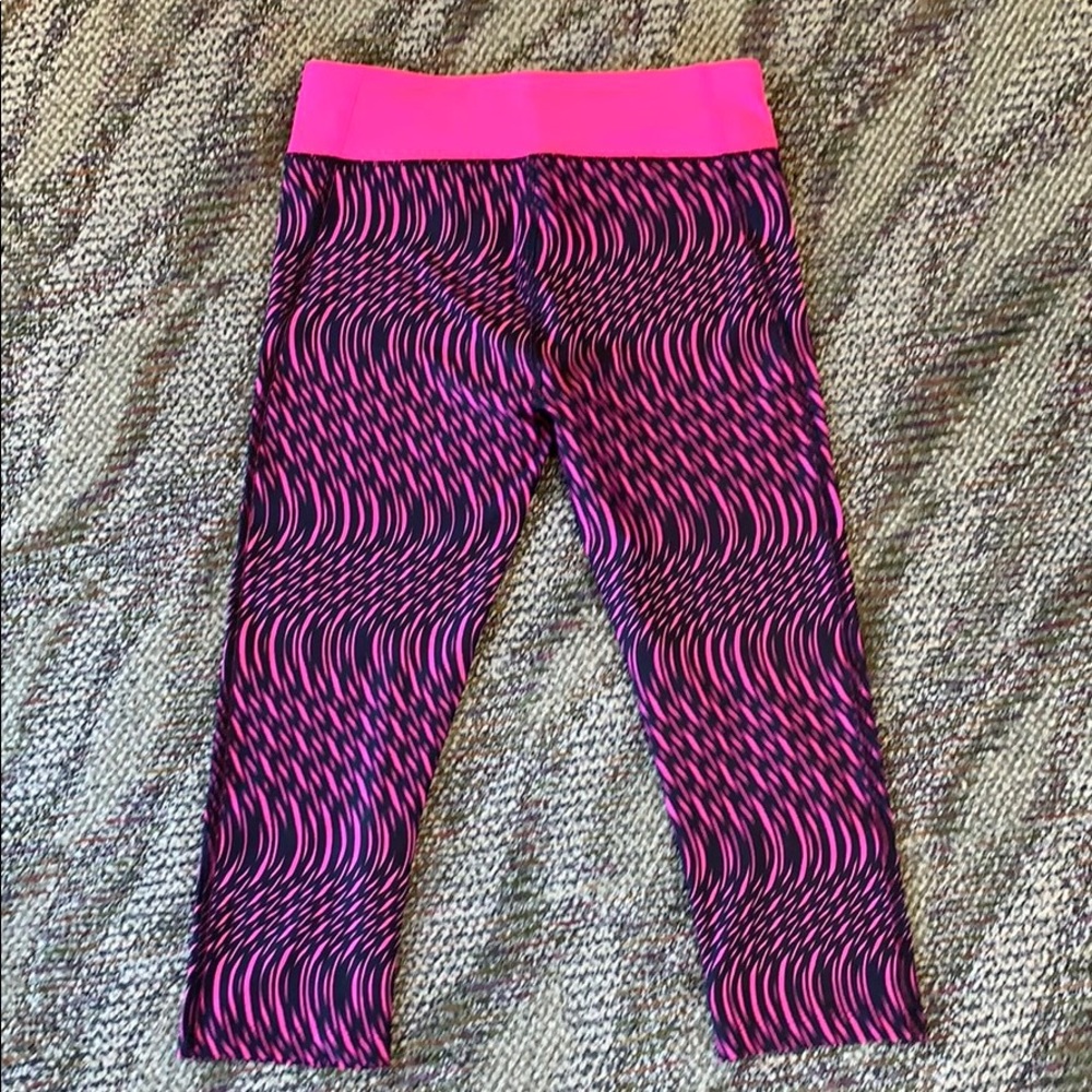 Women’s Capri - Picture 3 of 3